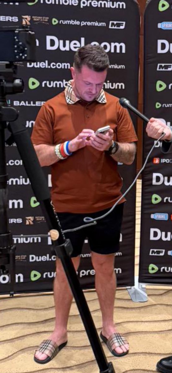 Zomby Pop tweet media