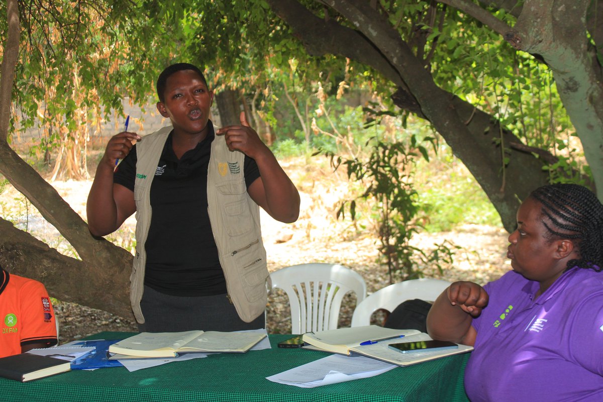 #Thread 1/2
With support from the Government of Ireland in partnership with <a href="/Oxfam/">Oxfam International</a>, NAWOU is facilitating a dialogue in Kariita Sub County, Amudat District, bringing together model couples.
<a href="/OxfaminUganda/">Oxfam in Uganda</a> <a href="/IrlEmbUganda/">Ireland in Uganda</a>