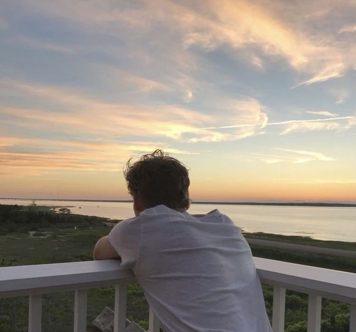 House hunting with <a href="/RougeAnemone/">𝑨𝒅𝒐𝒏𝒊𝒔</a>