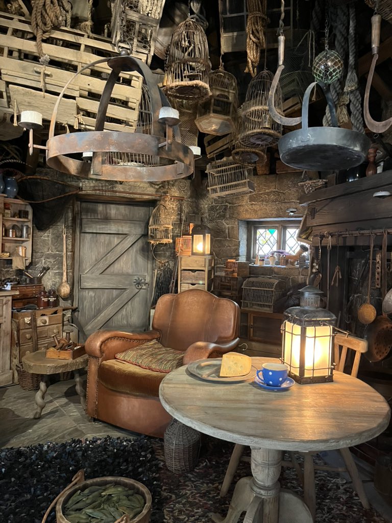 筆禍@くりえいてぃ部 L01･02 tweet media