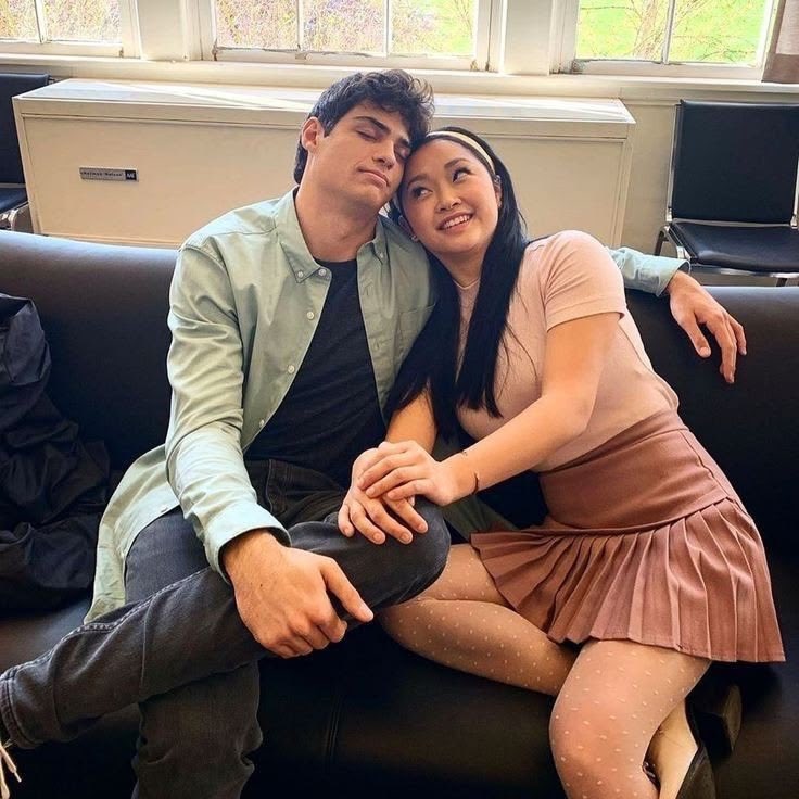 veta_111's tweet image. единственное что нужно от нэтфликс это чтобы они продлили на 4 сезон и дали совместные моменты ковински и мункови у них дома взаимодействия этой четверки будет айконик 
#xokitty #xokittys3