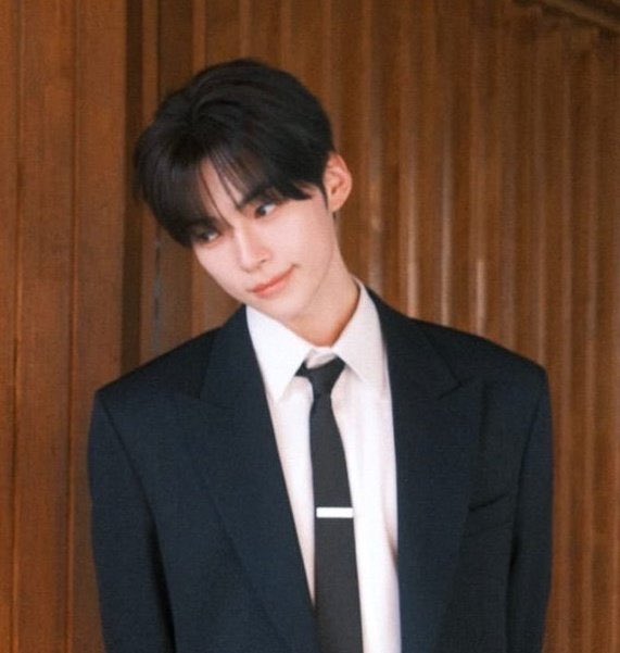 Cara 𖤓 tweet media