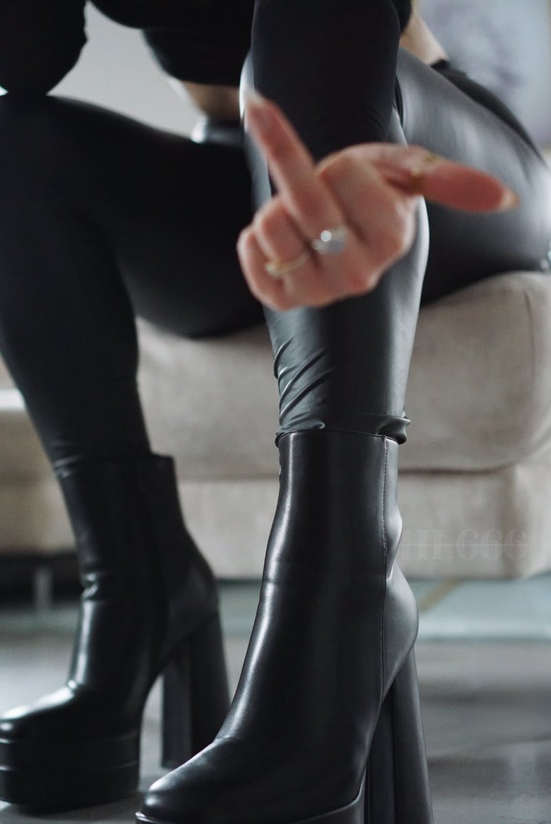 Herrin Lena🔥 tweet media