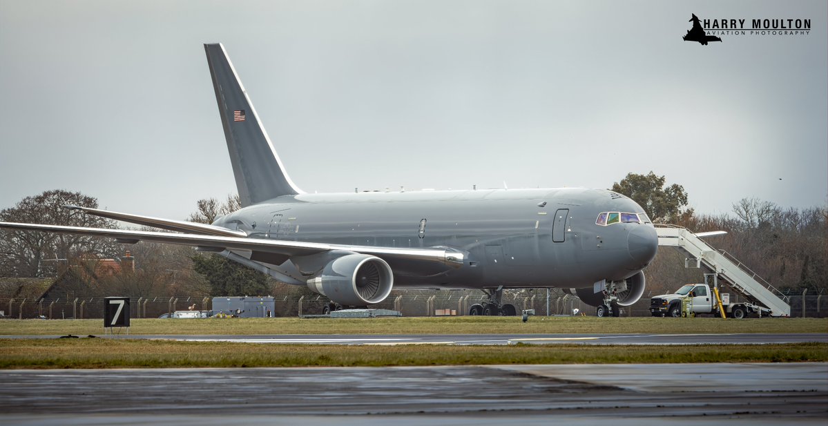 ArmchairAdml's tweet image. #USAF United States Air Force - Coronet East

Boeing KC-46 Pegasus 2x
#AE5E12 17-46037 - REACH 408
#AE63C2 21-46086 - REACH 188

+ TABOR 42-44 Flt 3x F-22A Raptors

TABOR 42-44 Flight returning to Langley AFB this afternoon from RAF Lakenheath after a TDY. They are supported by