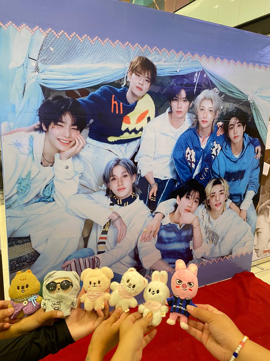 VictorinoMelly's tweet photo. Thank you @allforskzph and to my Stay friends for making me happy last saturday! 143! ๐ค๐ #straykids #filostay https://t.co/d3GPs2vaCV