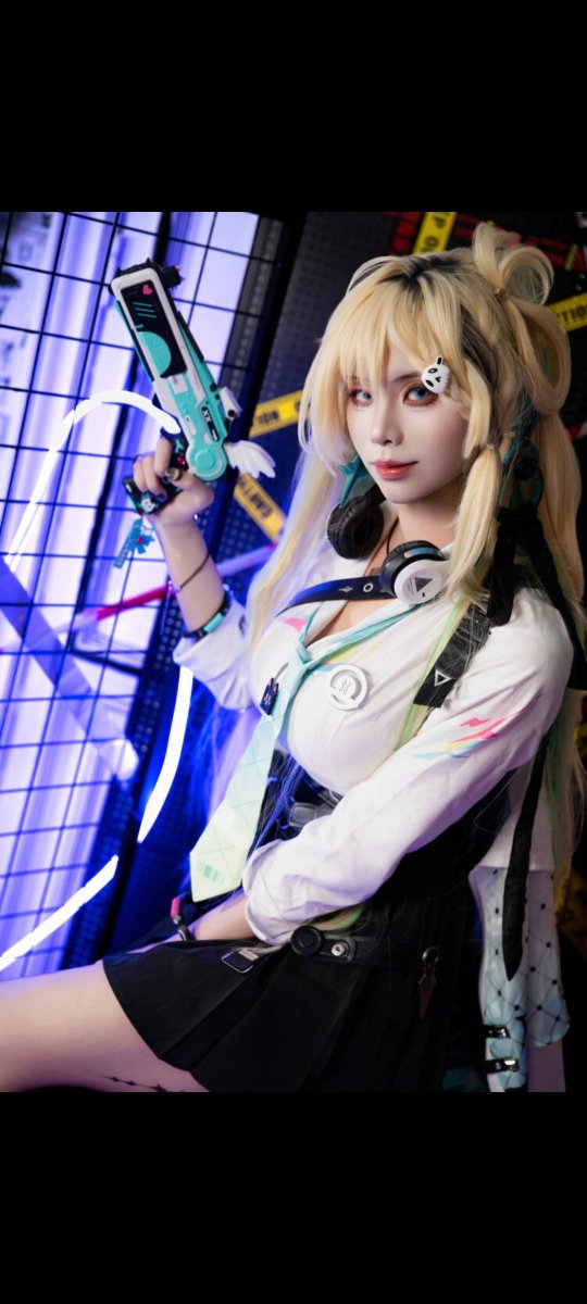 tiya20030917's tweet photo. 随便发发 ＃cosplay ＃玲奈 ＃cosplay https://t.co/xoy6WoX4vM