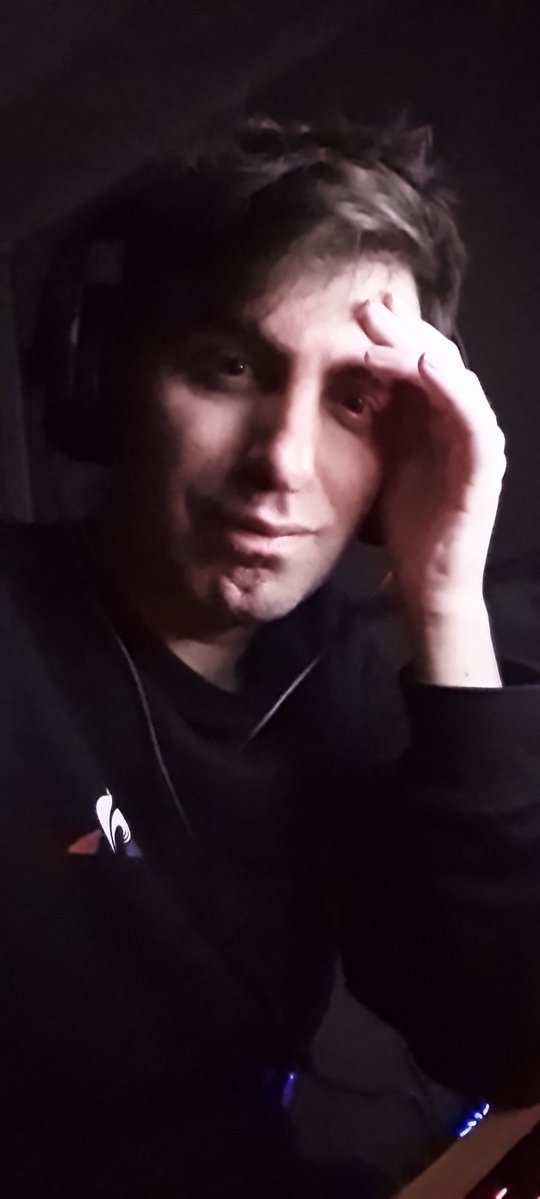 ChristianStole5's tweet image. #clean and shave and shower feeling .

#90s  #nostalgia