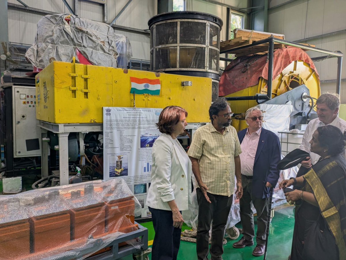FranceinIndia's tweet image. French senators of 🇫🇷🇮🇳 Interparliamentary Friendship Group visited @MoesNiot, where France has seconded a French researcher.

The visit highlighted 🇫🇷🇮🇳 #BlueEconomy coop, NIOT–@Ifremer_fr partnership, Deep Ocean Mission collaboration, and boosting ocean science &amp;amp; governance.