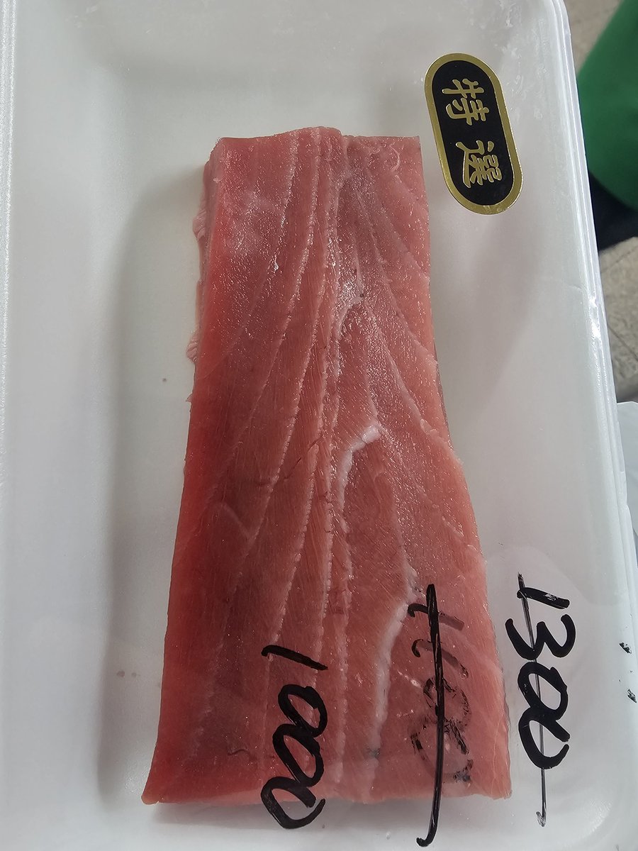 たかしくん tweet media