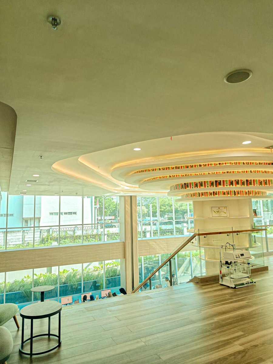 yogaa calon pustakawan²⁴🐈 tweet media