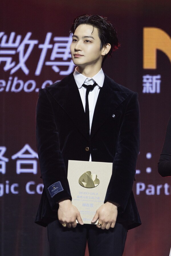 Juniidef˙˙💙🌴😪 tweet media