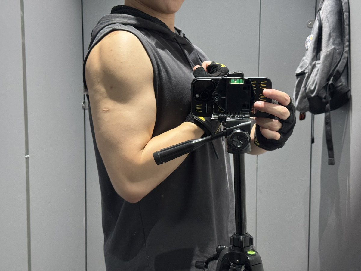 Fantasy6967's tweet photo. 肌肌涨涨的 https://t.co/gaf8E2ErS9