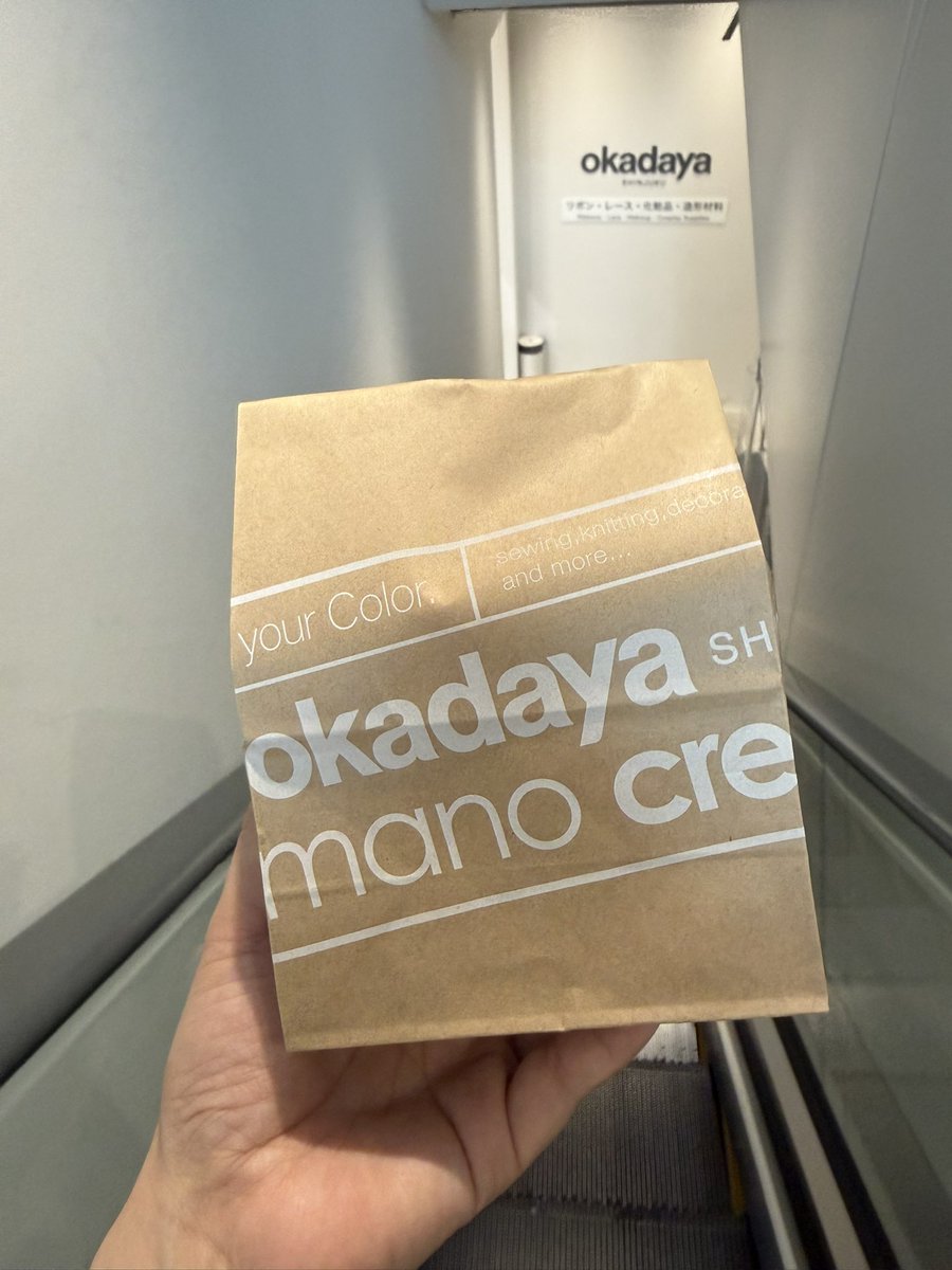 とうじ tweet media