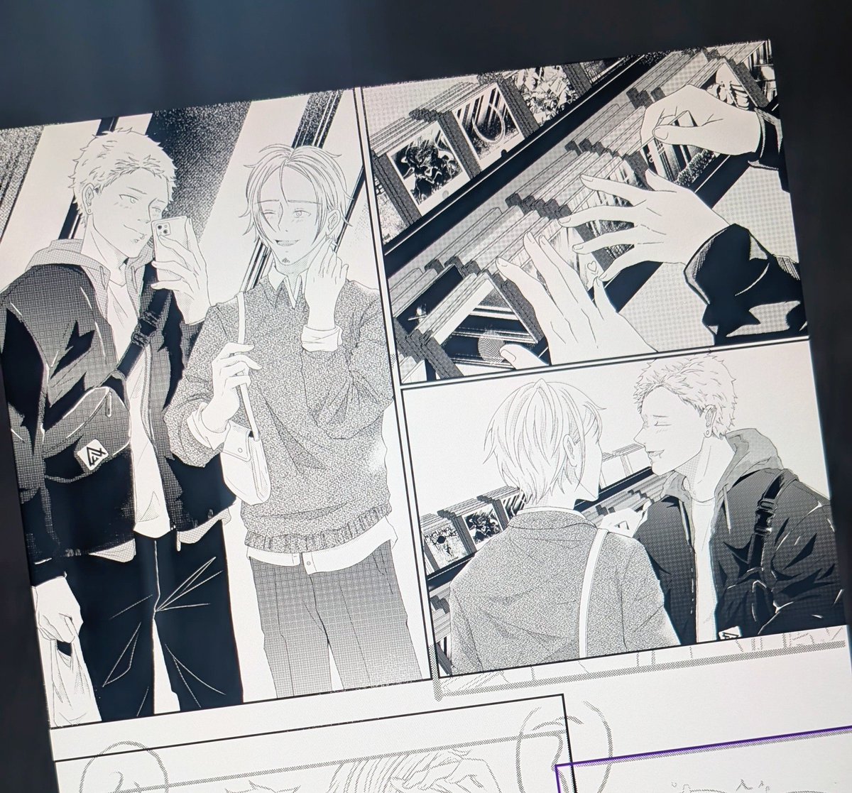 Practising ✍️🔥 I don't really know at all what I'm doing with screen tones and textures. I think in general I need to add more white and simplify everything... But it's a learning curve.