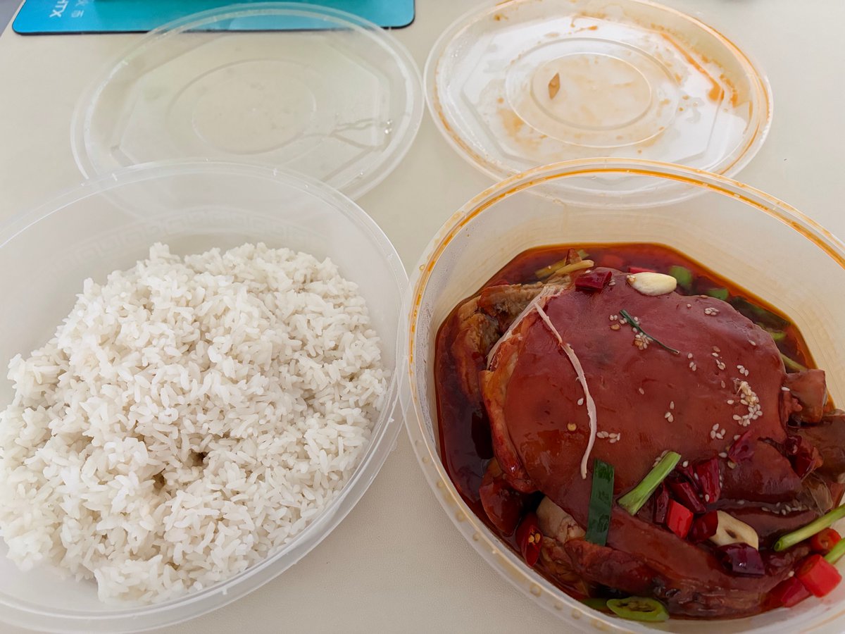 Flora_花花 tweet media