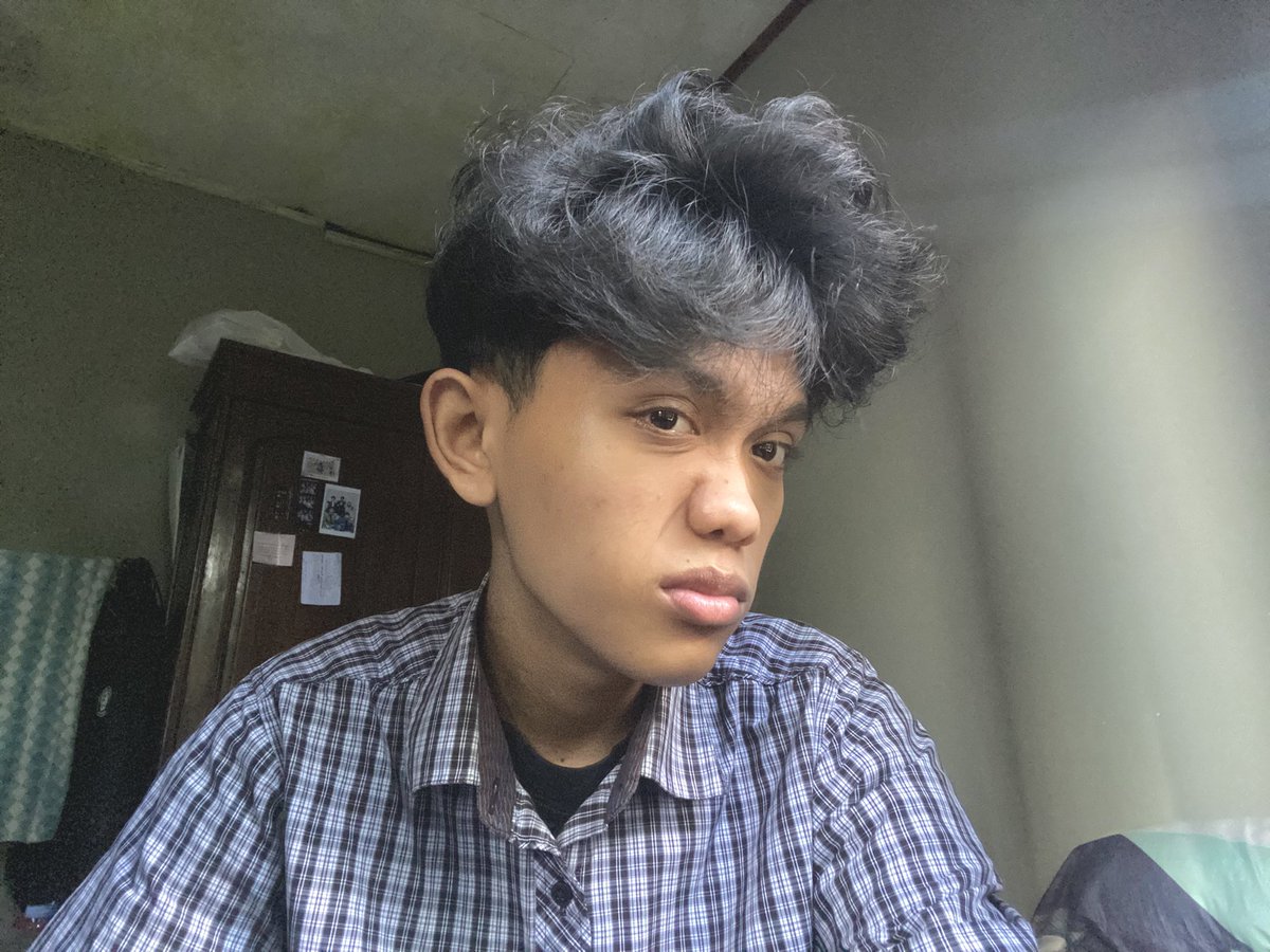 rapsyrb's tweet photo. aku cinta kuliah jam siang https://t.co/uxWr4oMfCV