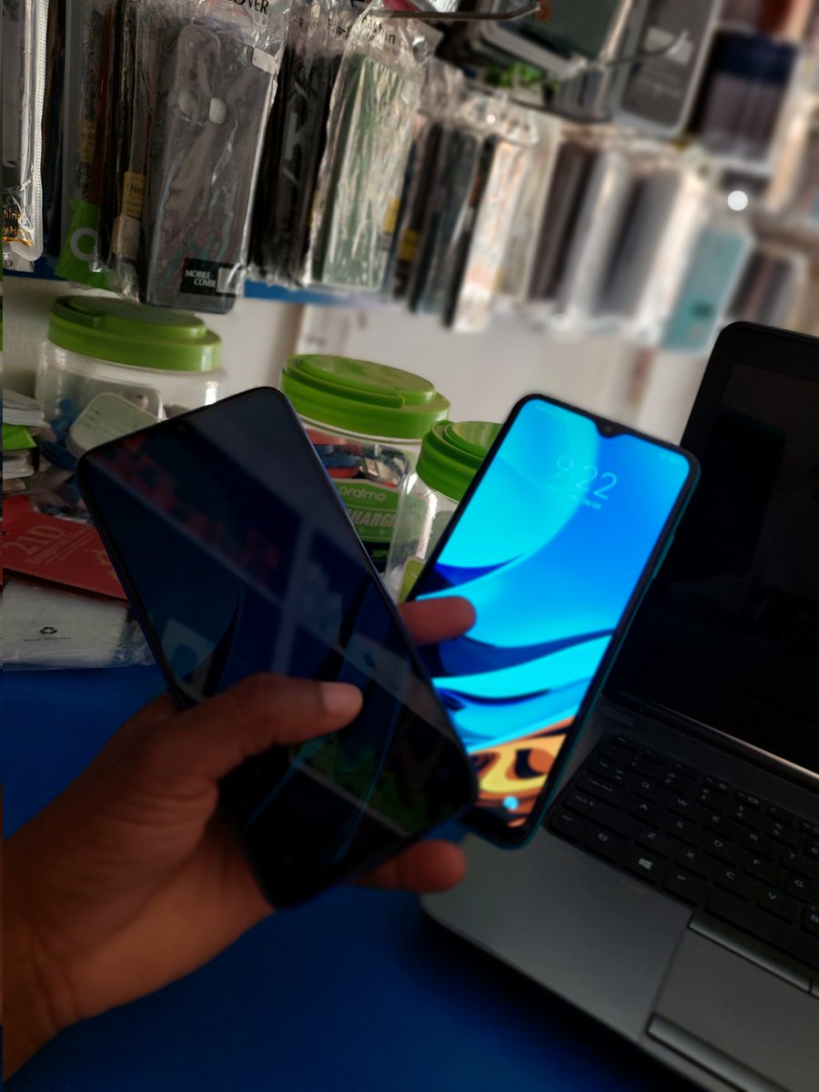 IllohElue's tweet photo. Redmi 9t
4gb 128gb
6000mah battery
Side finger print
100k https://t.co/uP6QznJvPD