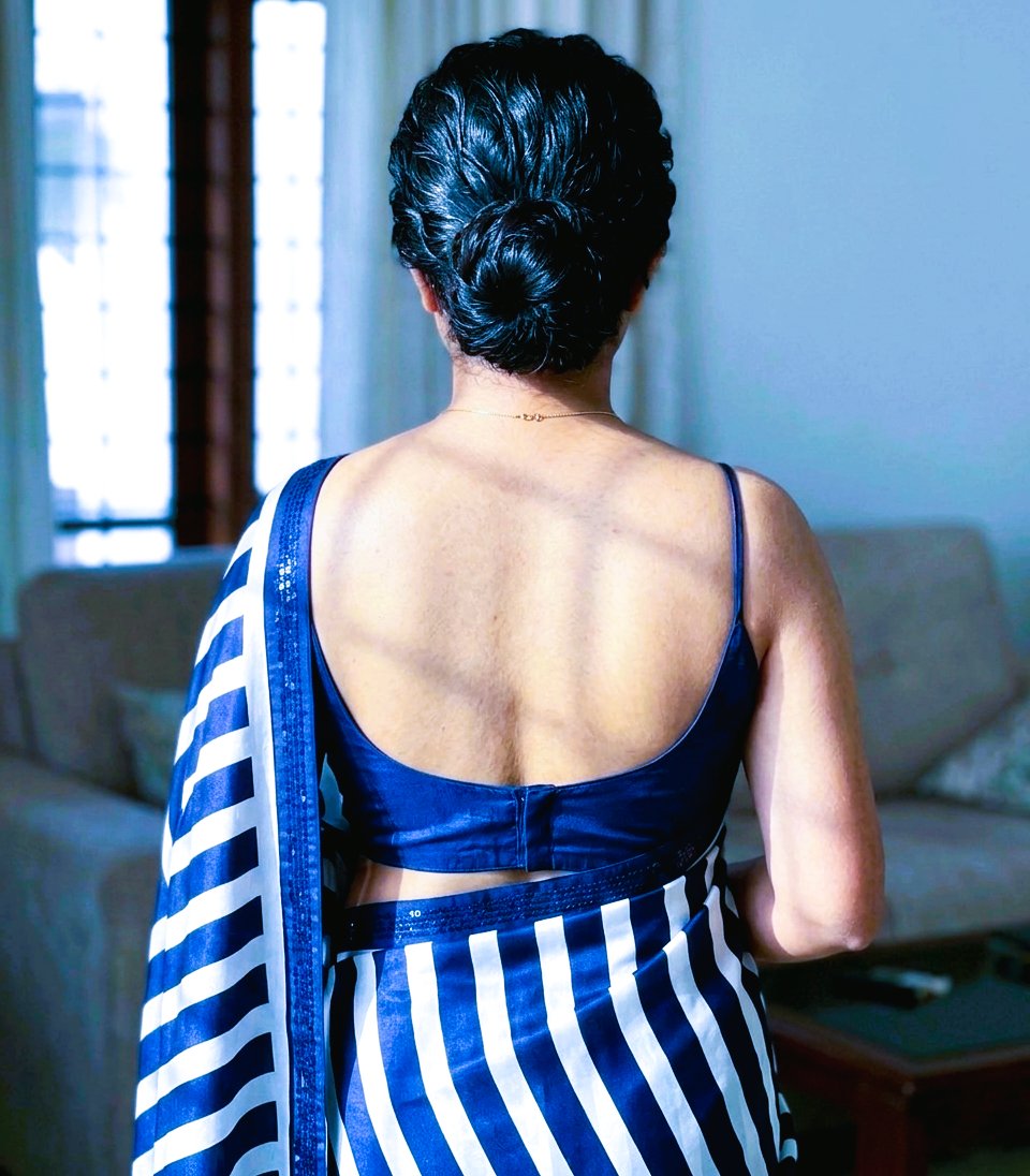 joziyarezi123's tweet image. Good morning, X family❣️

Start your day with positivity, protect your energy, and don’t forget to smile—it looks good on you 😊
ModelPart#ReMya#Photoshoot#Naturalvibe#photogarphy.
#MorningVibes 
#PositiveStart 
#DailyInspiration 
#StayPositive 
#FreshStart 
#MorningMotivation