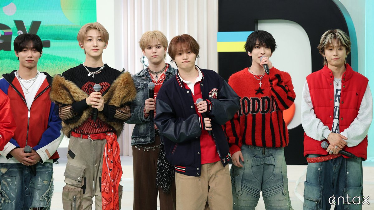 entax（エンタックス）公式 tweet media