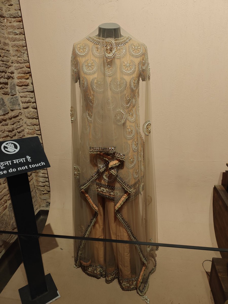 ajharh999's tweet image. Mughar era dress and Utensils #RedFort Delhi India.