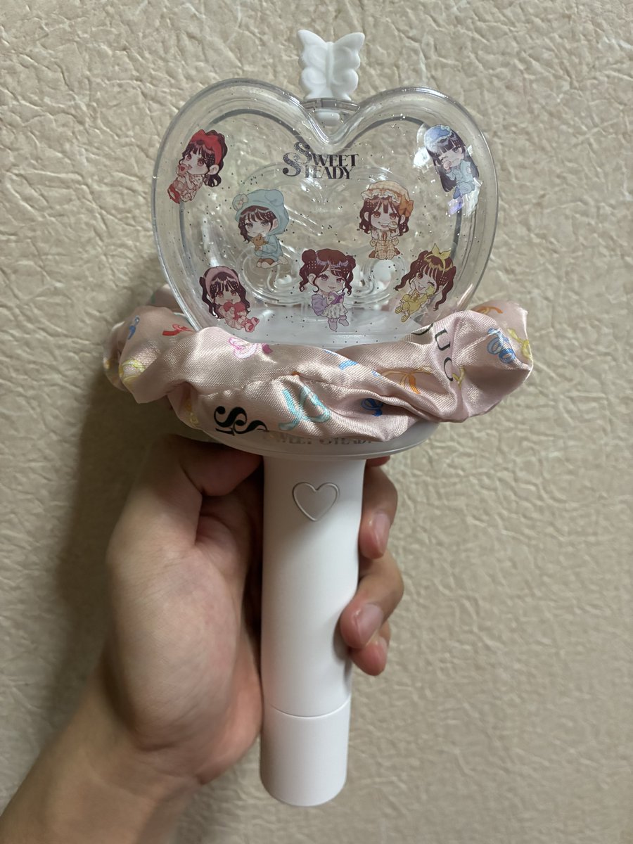 kanke_morning's tweet image. シールとシュシュペンライトに付けてみた
 #すいすて #DUO #SWEETSTEADY