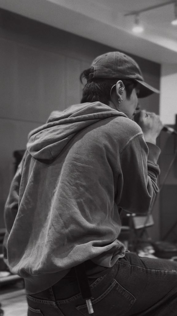 RISER MUSIC tweet media