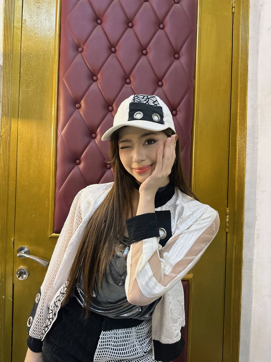 Kathrina Irene tweet media