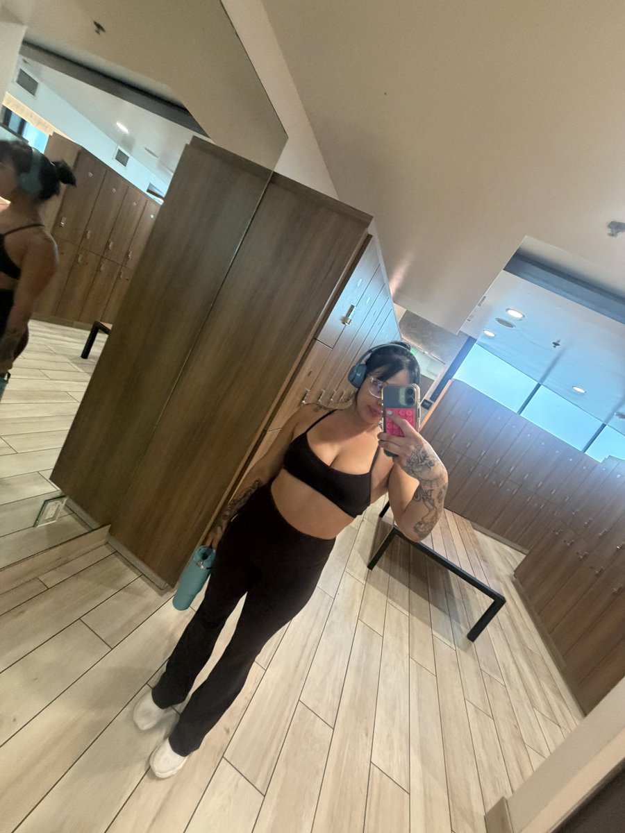 Manghoekitty's tweet photo. More gym than club for now :) https://t.co/hEwMh5uGrV