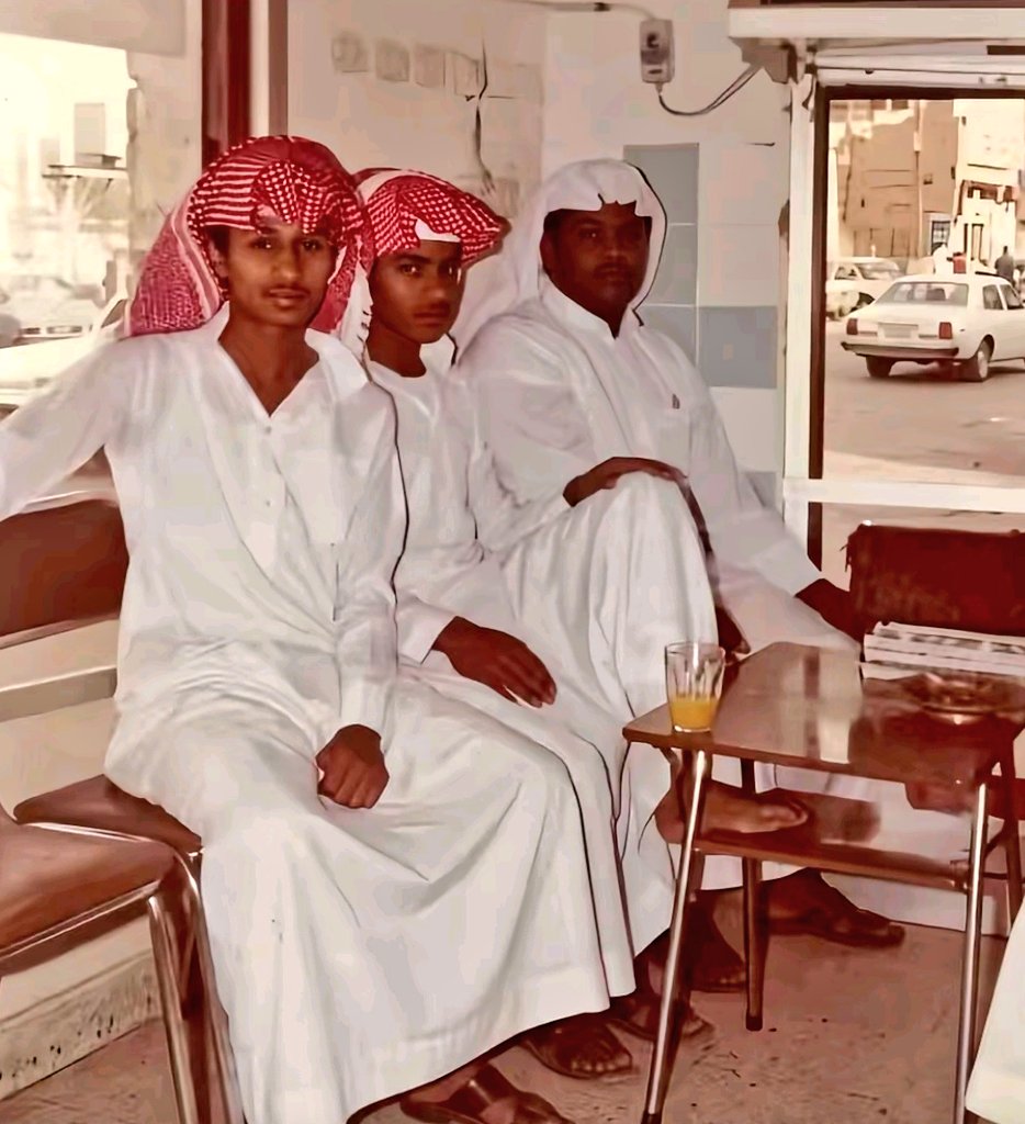 #عاشق_الماضي tweet media