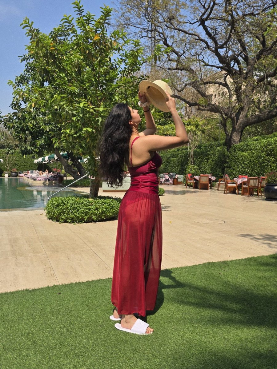 Sin_City007's tweet image. ⛱️❤️ Good Afternoon ❤️⛱️

Take a little pause, breathe, and enjoy the moment ☀️
Hope your day is going smooth and full of positivity ✨

💖 Keep Smiling 💖

#GoodAfternoon #PositiveVibes #StayHappy