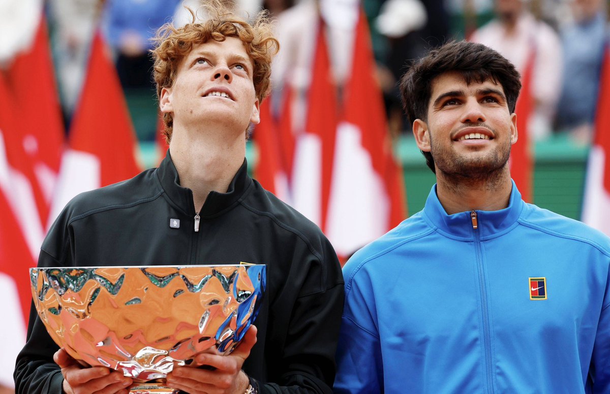 BenoitMaylin's tweet photo. Le Top 10 après Monte-Carlo

Avec 7685 points d’écart entre le 3e et le 2e !

1 Sinner 13400  (+1) 🏆
2 Alcaraz 13240 (-1)

3 Zverev 5555
4 Djokovic 4710
5 Félix 4150 (+2)
6 Shelton 3900 (+2)
7 De Minaur 3895 (-1)
8 Fritz 3870 (+1)
9 Musetti 3625 (-4)
10 Medvedev 3560 https://t.co/9RO9soVqmI