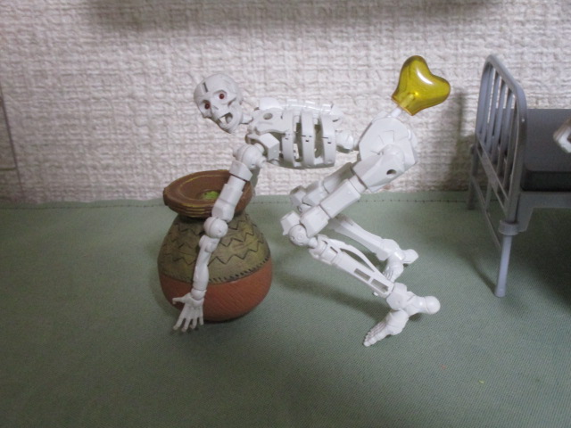 ニュート tweet media