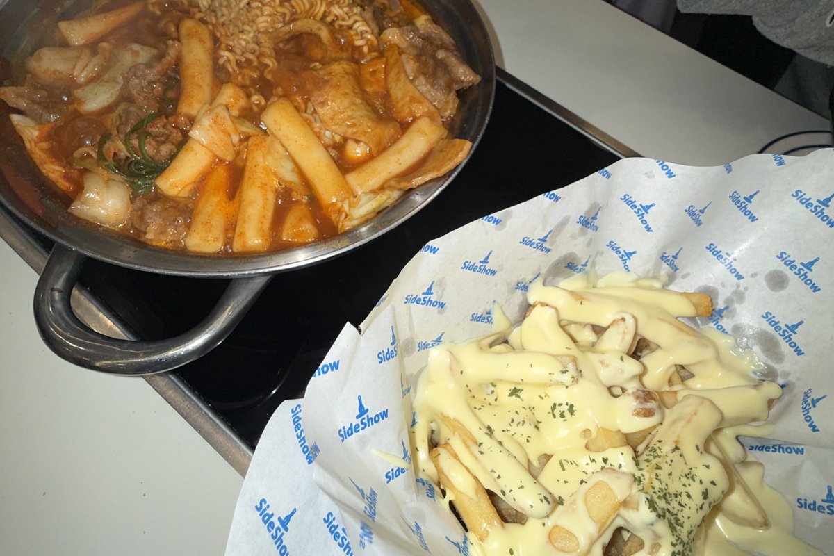 mu.·⑅ tweet media