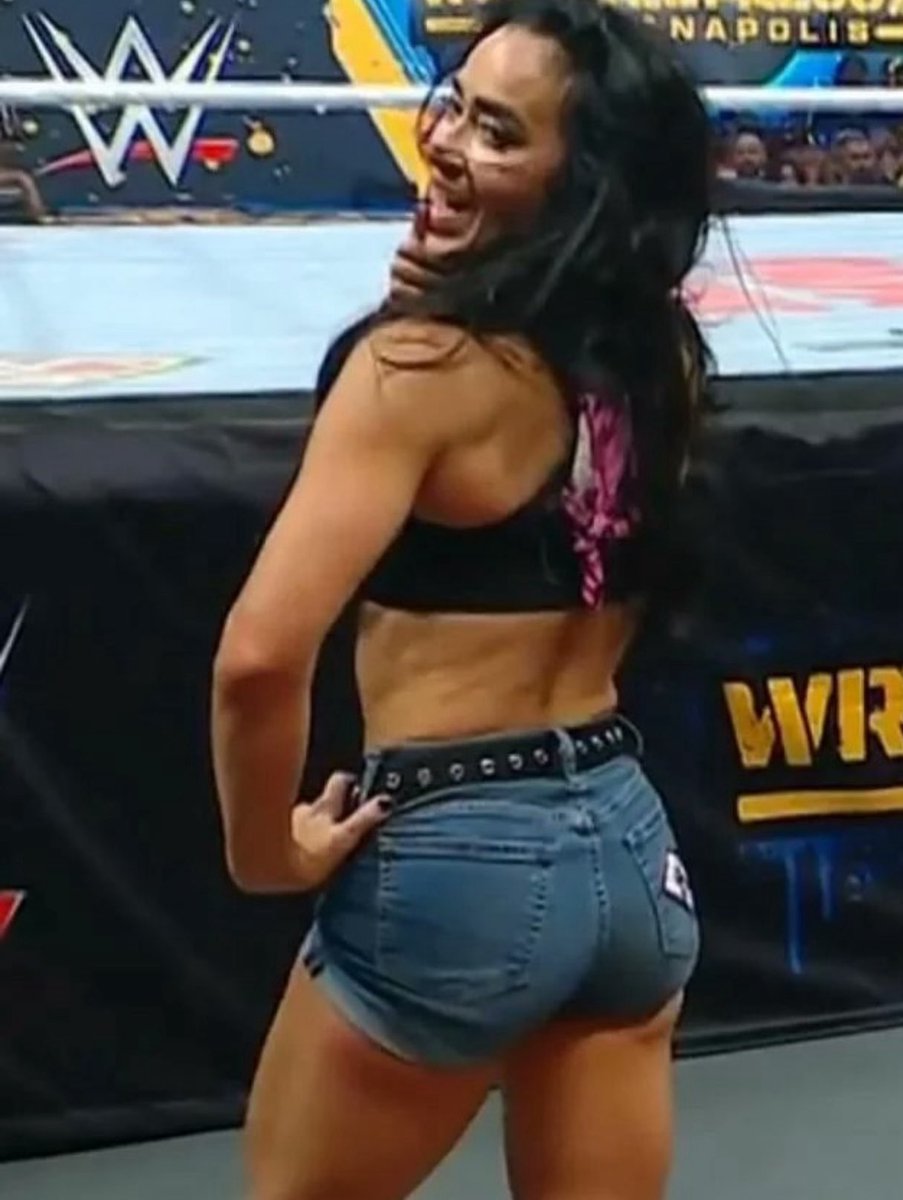 نَوَّافْ بَانْكر. tweet media