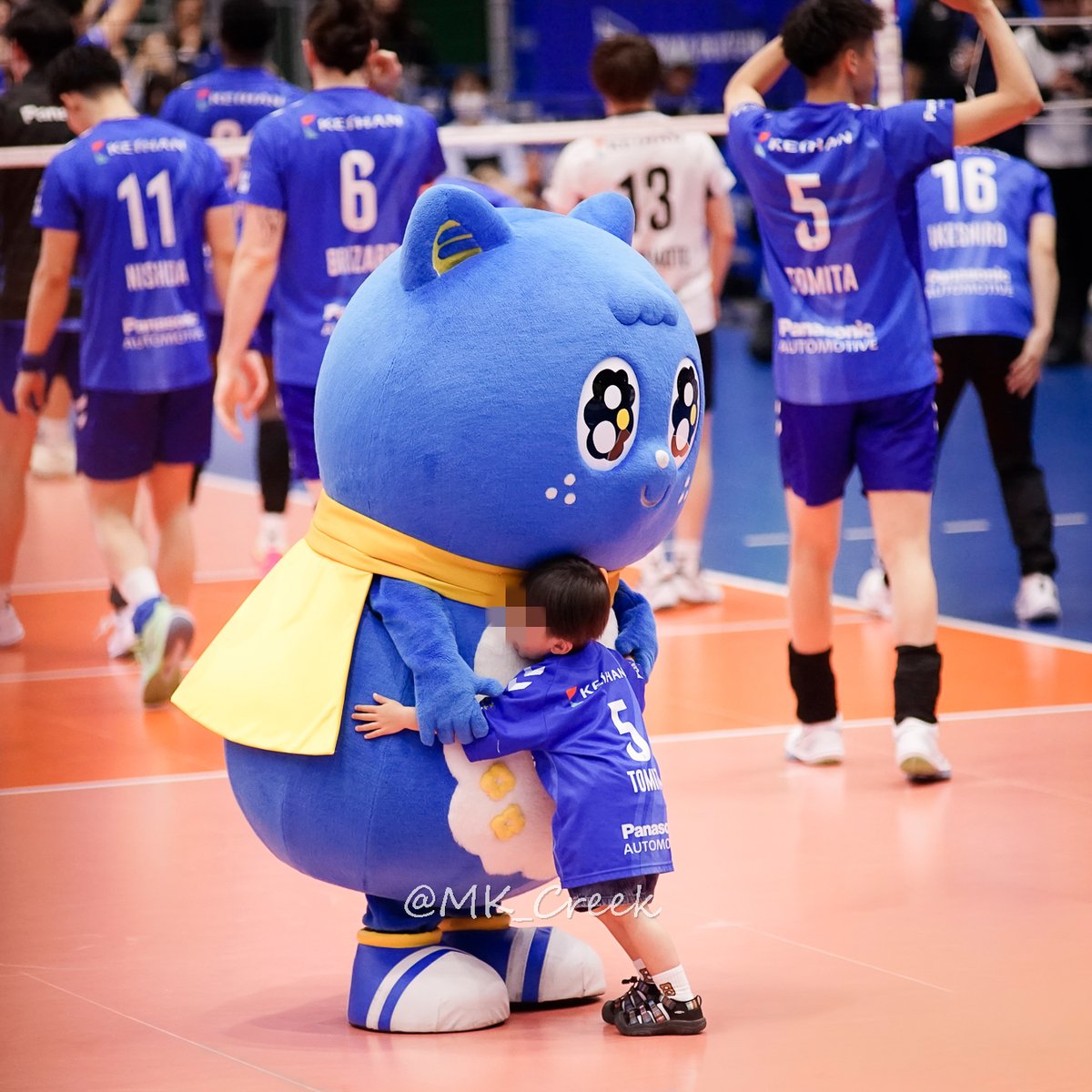 𝕞𝕒𝕪𝕒* tweet media