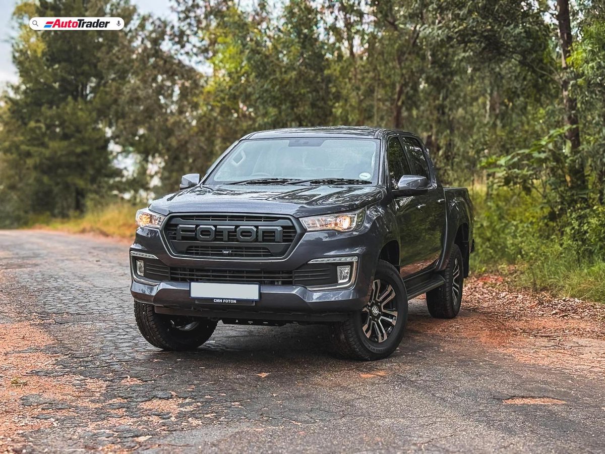 AutoTraderSA's tweet image. Dying to buy a #Ranger but finding the #Ford tax just too high? The good news is that we now have more budget-friendly bakkies than we know what to do with. We help you decide which one to buy. 👉  bit.ly/Top5CheaperAlt…