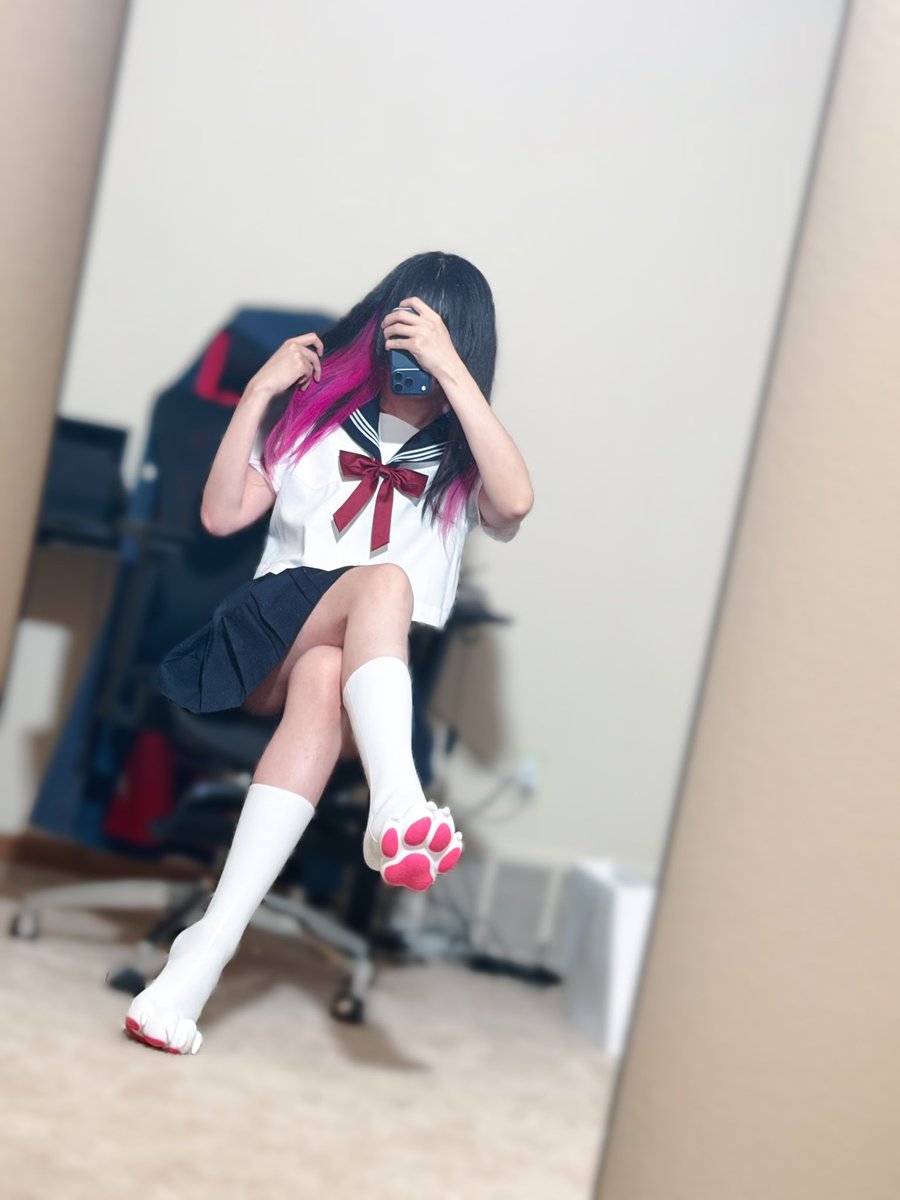 基芽 tweet media