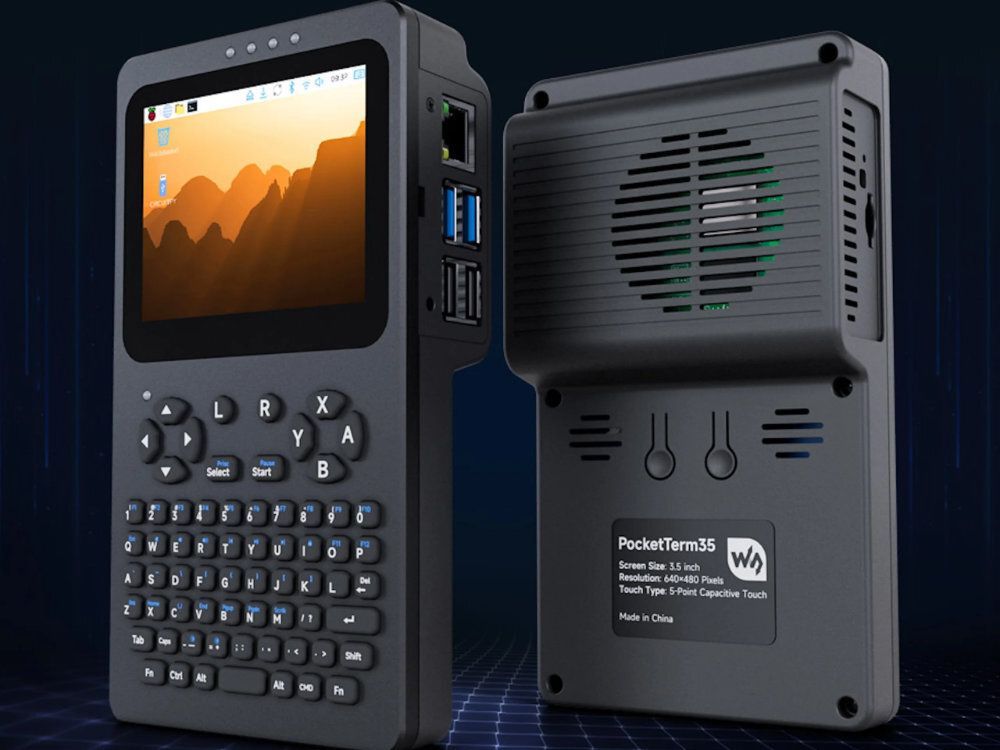 Tvoygidua's tweet image. Waveshare випустила портативний ПК PocketTerm35-Pi5 на базі #Raspberry Pi 5 із сенсорним екраном та фізичною клавіатурою. Пристрій має акумулятор на 5000 мАг, повнорозмірні порти та коштує $149