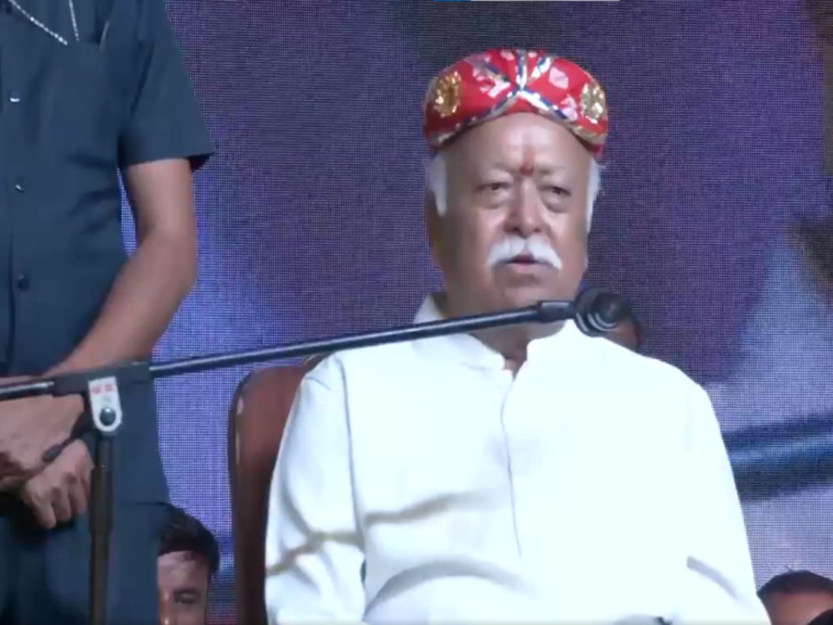 ani_digital's tweet image. "Whenever world finds itself in crises, India emerges as very entity that guides it": Mohan Bhagwat

Read @ANI Story | aninews.in/news/national/… 

#MohanBhagwat #RSS #Worldcrises
