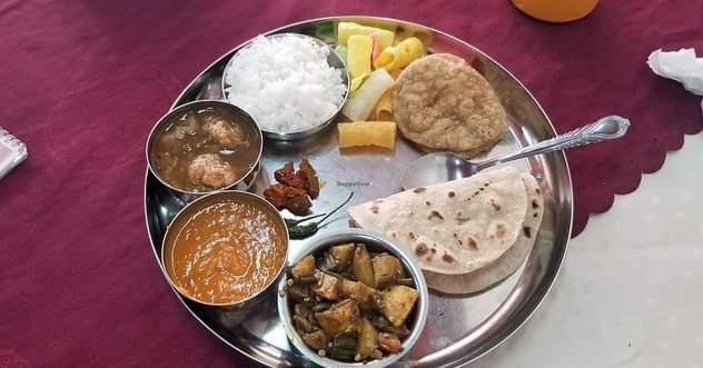 GovindasRestuar's tweet image. Make Monday something to look forward to
Start your week with amazing food at Govindas Restaurant!

📍 Plot 9 Dewinton Street, Kampala
📞 Call/WhatsApp: 0757 418590

#MondayMotivation #WeekendRecovery #KampalaCity #IndianRestaurant #VegetarianDining #FoodExperience #EatHealthy