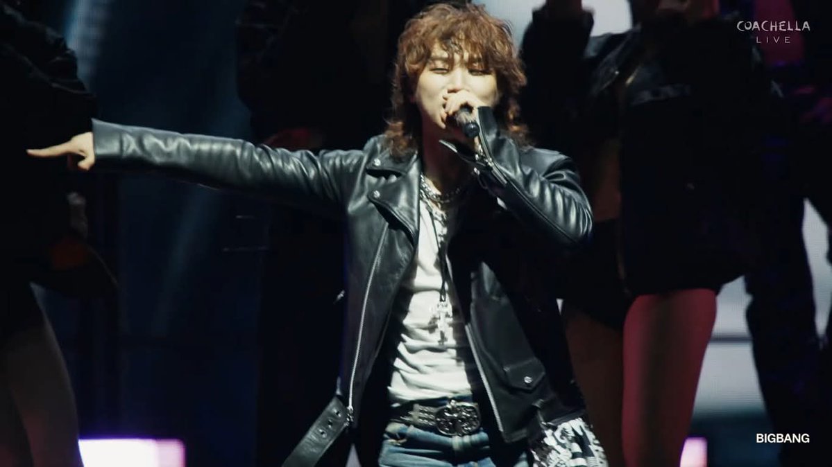 manilaconcerts's tweet image. 👑 BIGBANG IS BACK!
G-Dragon, Daesung, and Taeyang finally took over Coachella! With their 20th anniversary this August, #BANGCHELLA is just the beginning of a landmark year. BIGBANG’s story is far from over.
​
​#BIGBANG #BANGCHELLA #Coachella