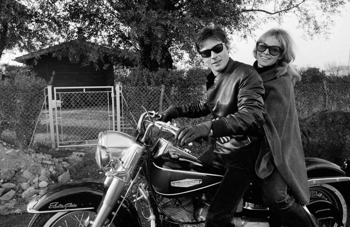 DelonSociety's tweet image. Alain and Nathalie Delon on the set of "The Girl on a Motorcycle", 1967.

#AlainDelon #Delon #Film