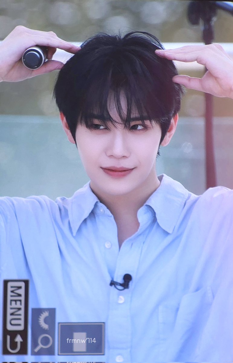 이제 tweet media
