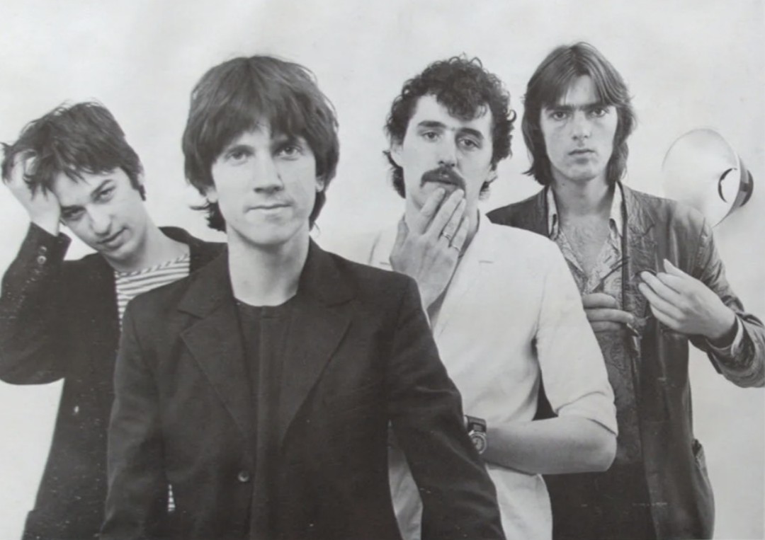 ぴくナゲ tweet media