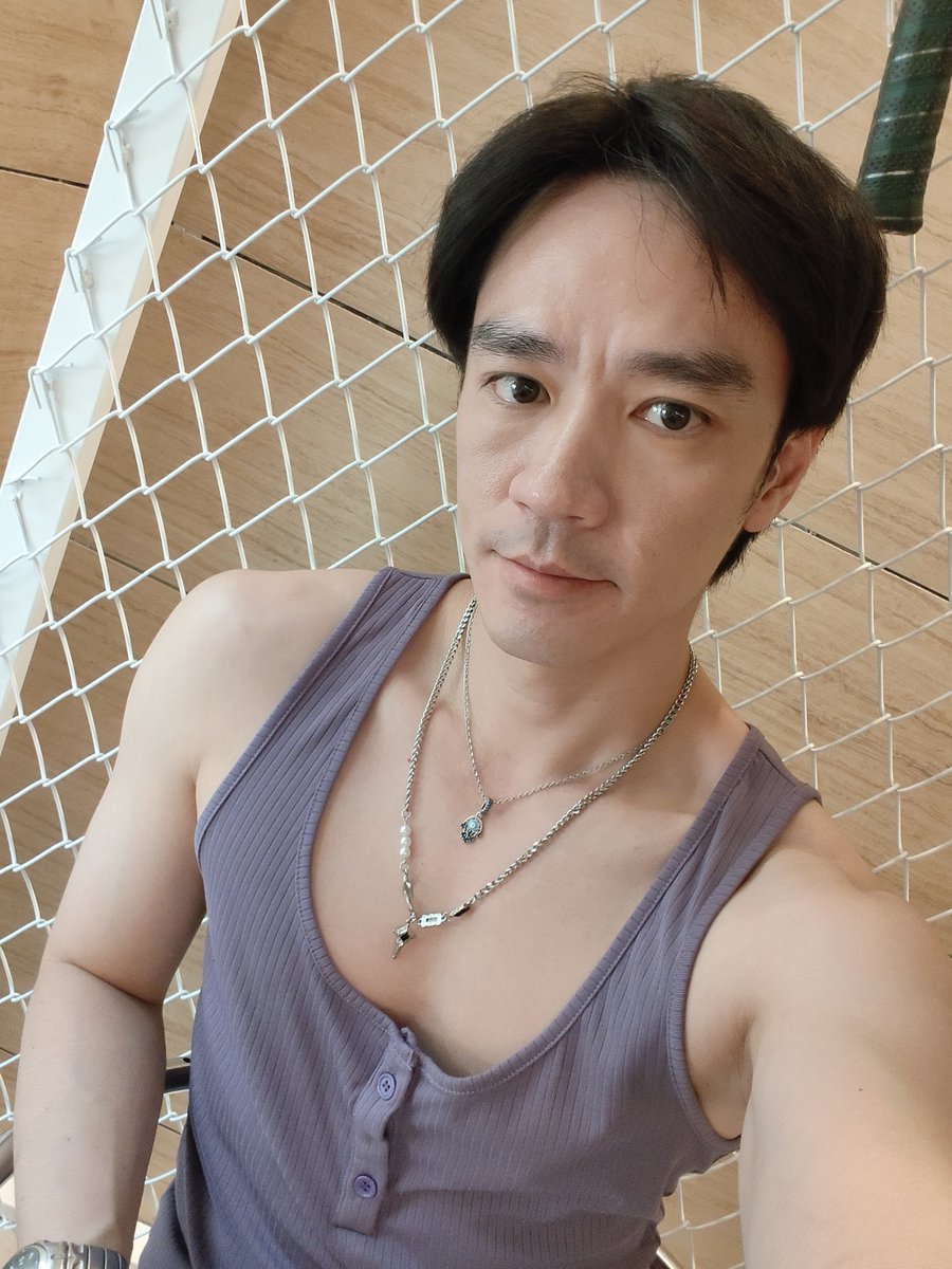 Nutthing tweet media