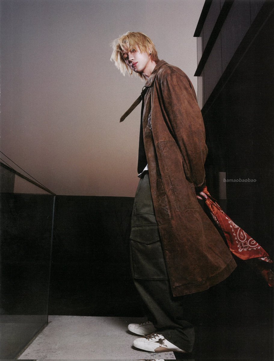 finally someone shared the scan versions 😭🙏🏻❤