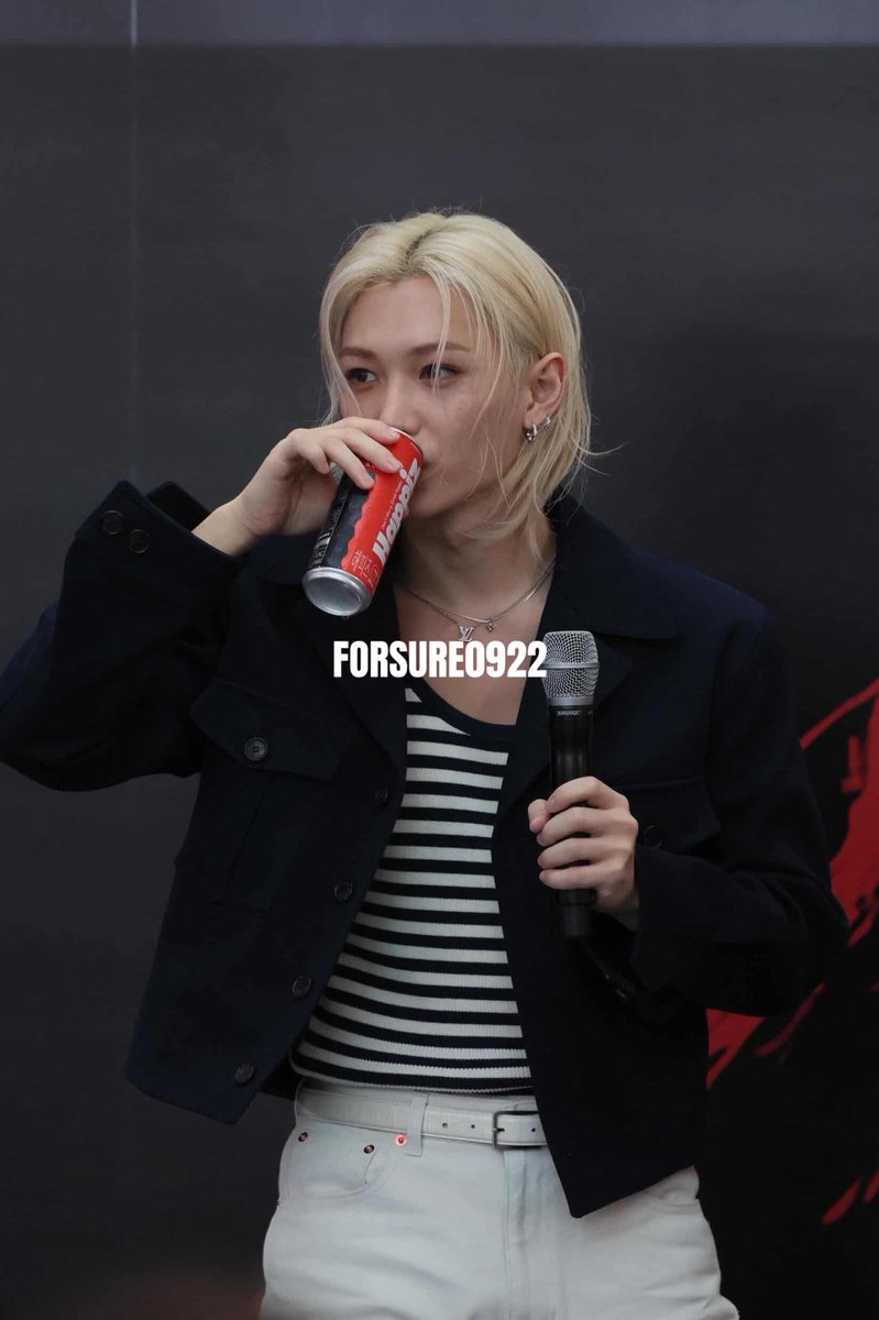 FORSURE0922's tweet photo. 260413 필릭스 해피즈 행사

#필릭스 #Felix
#스트레이키즈 #StrayKids #Happiz https://t.co/ym4WS2MYR7