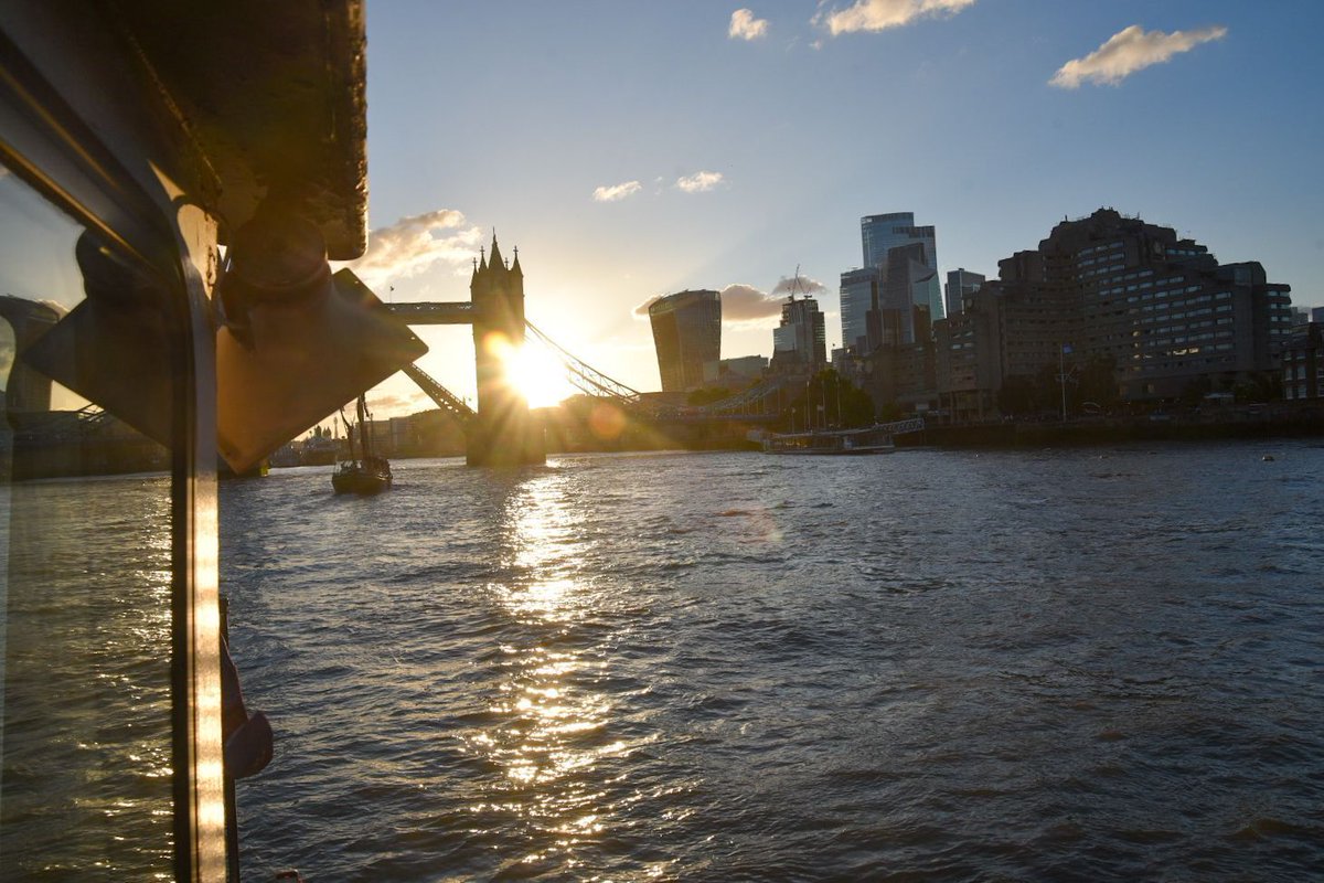 London Party Boats tweet media