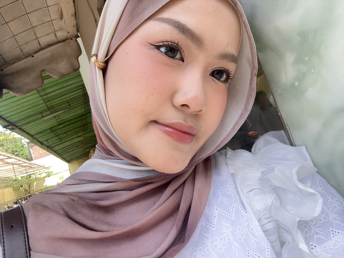 sundakentel's tweet image. #throwback event with Airin 🤍✨