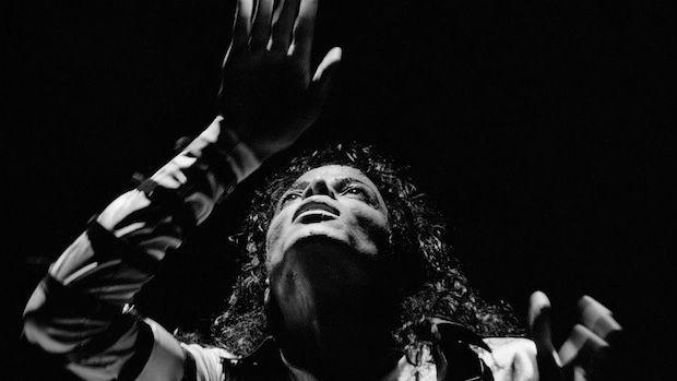 DTempleWhispers's tweet photo. It’s 6 PM… movie buzz time 🎬

Are you excited to watch Michael in theatres?
The trailer has literally taken over the internet… and not gonna lie, I’ve already started dancing.

Drop your favorite MJ song below
#MichaelJackson #MichaelMovie #MovieBuzz #NowPlaying #KingOfPop https://t.co/nrZ7DHXwco